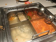 -海底捞火锅(宝龙广场夜宵主题店)