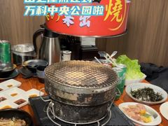 -山之屋炭火烧肉·生啤畅饮(大朗万科中央公园店)