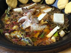 -大鹅岛灶台鱼·铁锅炖(水库路店)