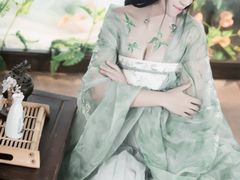 -九月鹰飞汉服摄影工作室
