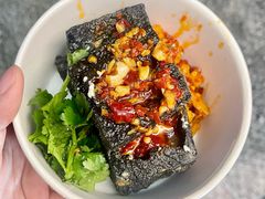 -黑色经典臭豆腐·湖南特产(步行街店)