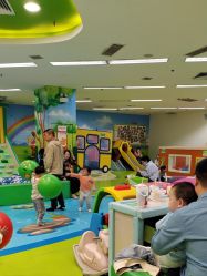 -孩子王童乐园(洛阳万达店)