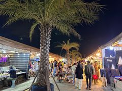 -席娜卡琳火车铁道夜市