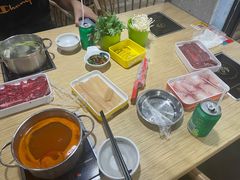 -杨老板·海鲜集市火锅·鲜切牛肉(中防万宝店)