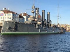 -阿芙乐尔号巡洋舰