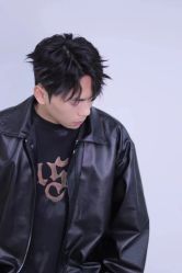 -一家只做男发烫染的店