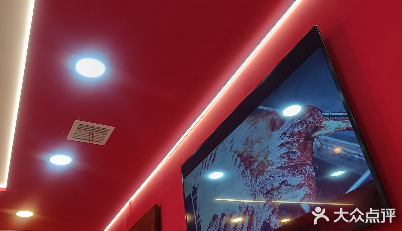 这家店回头客超多想吃你就来 新鲜食材让您吃得放心