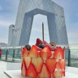 北京CBD商圈的草莓蛋糕🍓限定治愈~