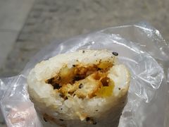 椒盐糯米包油条-殷姐糯米包油条