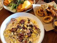 -ROAST coffee & eatery