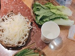 -赵美丽·重庆社区火锅·直营店(火车东站·中豪国际店)