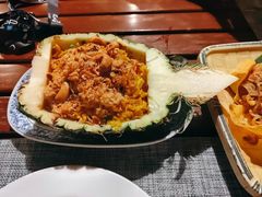 -卷心菜和避孕套餐厅(Pattaya)