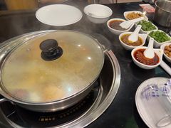 -丫丫汤膳打边炉(宏府408坊店)
