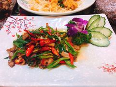 -蘑菇私房菜小馆(杨家坪西城天街店)