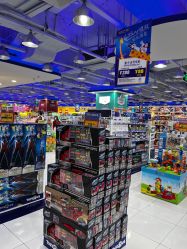 -玩具反斗城(正大广场店)