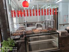 面包甜点陈列柜-知味观(翡翠城店)