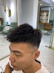 -发饰美男士增发补发假发定制店