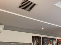 -毛辣果·贵州红酸汤牛肉火锅(西单店)