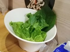 生菜-唯成•韩国炭火烤肉 유성고기