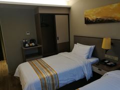 -如家精选酒店(上海张江广兰路地铁站店)