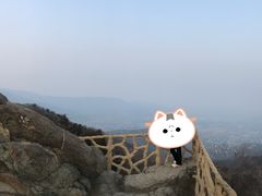 -鬼笑石后山停车场