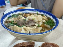 -赵氏牛肉罩火烧