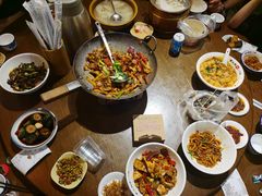 -富正毅三下锅·湘西韵味(天门山索道店)