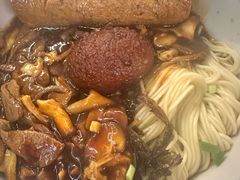 -沪西老弄堂面馆(定西路店)