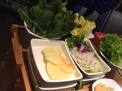 -井格重庆火锅(临平银泰城店)