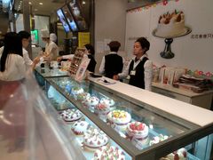 -花花卷卷·鲜食蛋糕(静安久光百货店)