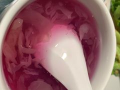 紫薯银耳汤-忘忧草融合私房菜(红鼎国际店)