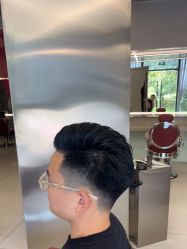 -侨治发型