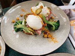 烤火腿酸黄瓜水波蛋-Lokal(武康路店)