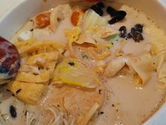 -阿上阿上麻辣香锅&麻辣烫(朝阳蓝色港湾店)