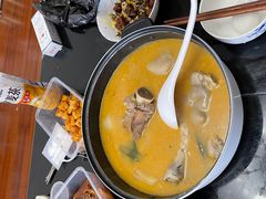 -肥仔文澳门猪骨煲(南京西路店)