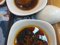 老长沙臭豆腐-呷佬·长沙手工米粉(金沙江路店)