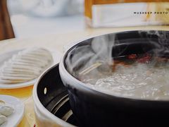 -濠轩阁特色生蚝火锅(水湾路店)