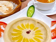 胡慕斯酱配饼-BRBR叙利亚餐厅(总店)