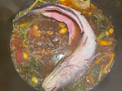 -万里闯关东铁锅炖菜馆(高新旗舰店)