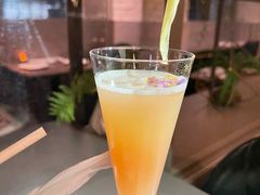 -Oasis Bar & Grill