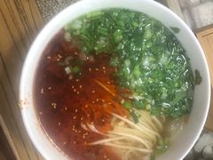 -陇上全荟兰州传统牛肉面(延吉路店)