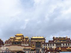 -噶丹松赞林寺