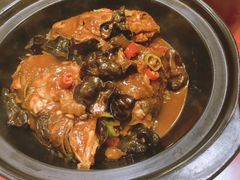 石锅鱼头-董厨煨汤馆(车站路店)