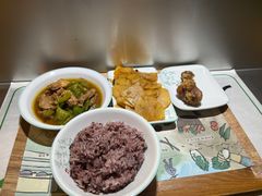 -老乡鸡(上海白玉兰广场店)