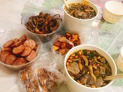 -蓝精灵饺子店
