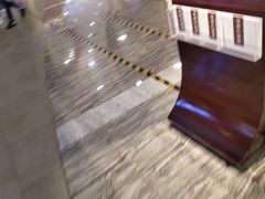 -哈尔信食品超市(哈尔滨王府井购物中心店)