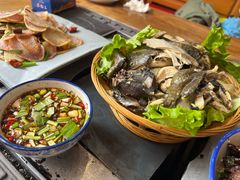 -三锅莊·牦牛肉火锅·香格里拉特色藏餐宴请餐厅(菱角塘路店)
