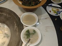 -陈大锅·岳阳鱼馆·地道岳阳菜(美食街店)