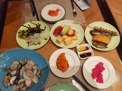 -华邑酒店·鲜艳全日自助餐厅