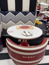 -奈尔宝家庭中心·亲子餐厅(鄞州万达店)